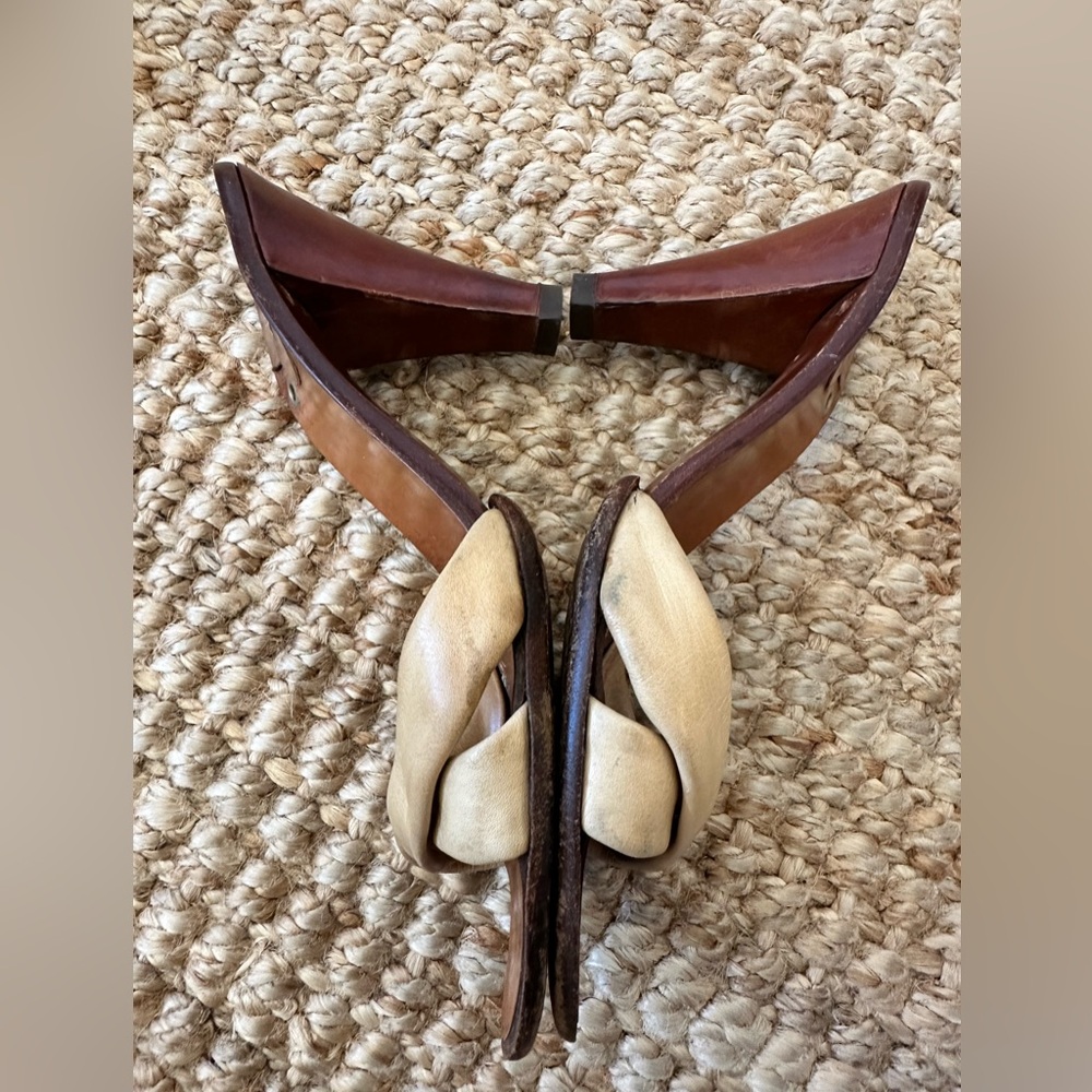 Casadei Tan Leather Heeled Sandals size 7.5 - Picture 4 of 4